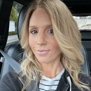 Meet your Posher, Lindsey